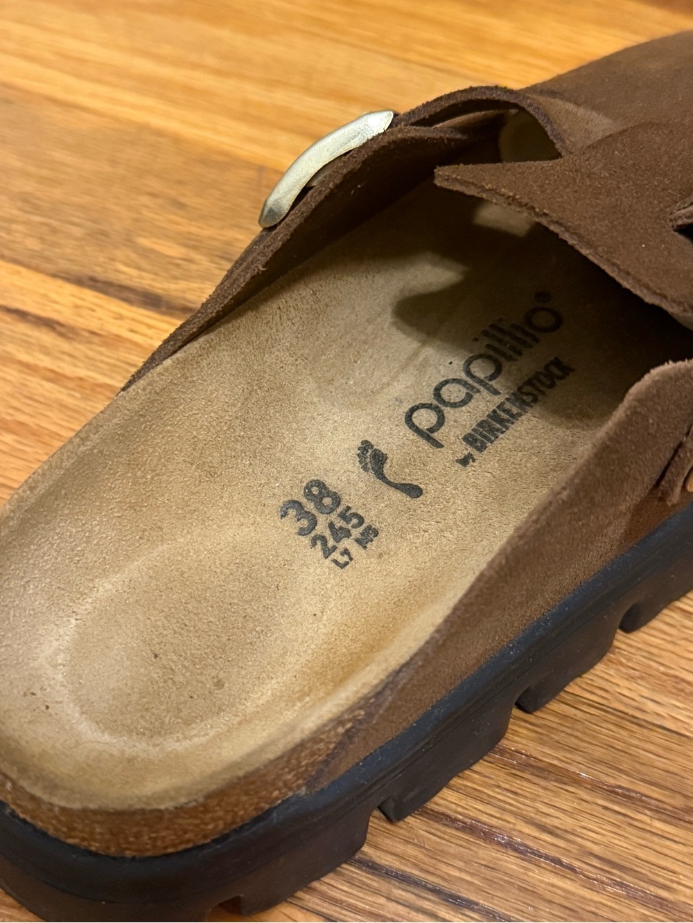 Birkenstock Chunky Boston brown Suede clog with Buckle - Picture 2 of 5